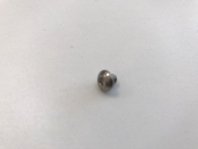 flange head screw M4x4